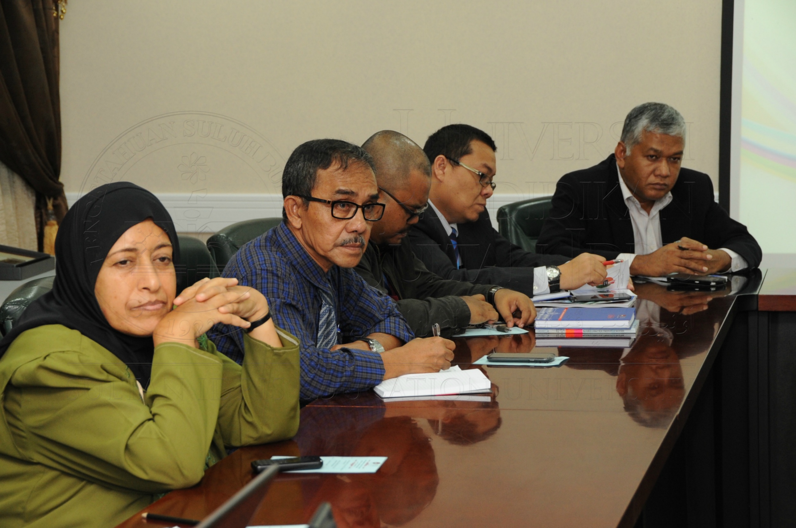 PRO 16 3 PALESTINEHAS 7652